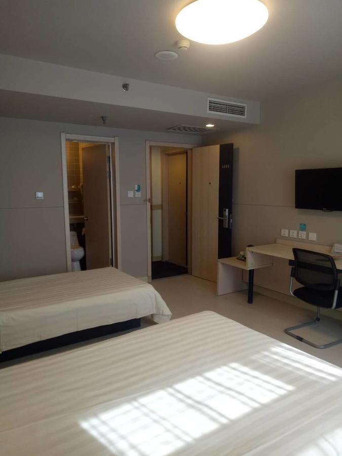 Jinjiang Tongzhou East Xinhua Street Guyunhe 3*