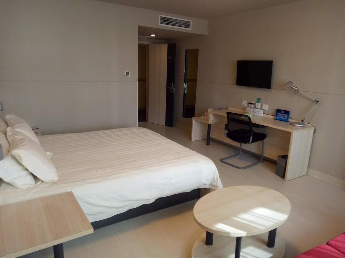 Jinjiang Tongzhou East Xinhua Street Guyunhe 3*